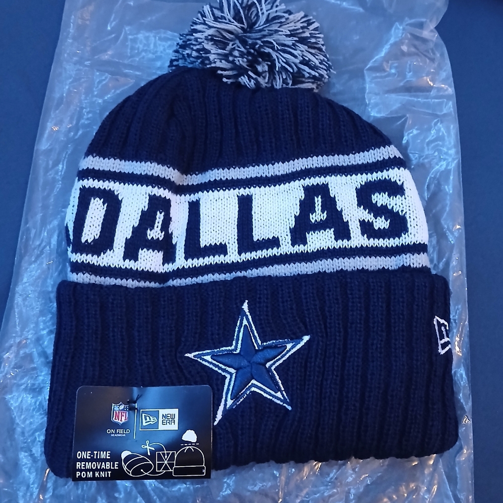 Dallas Cowboys New Era beanie. Brand new. NWT